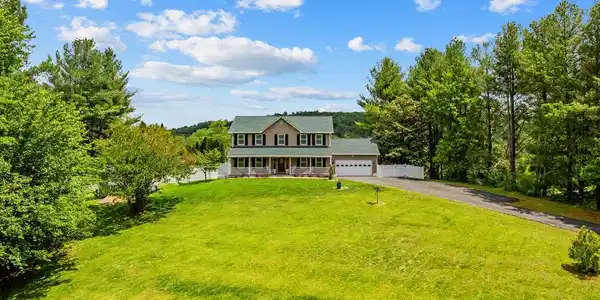 5732 POND VIEW LANE