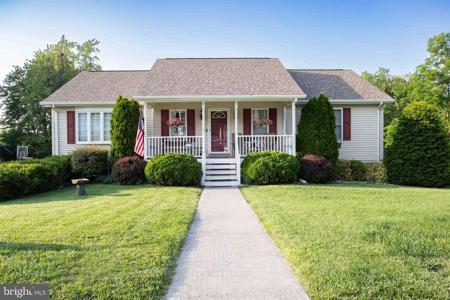 1688 COMMONWEALTH DRIVE