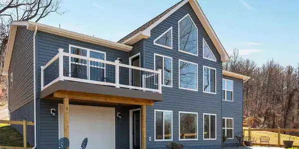 347 RILEY CT