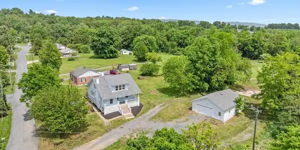 114 MAURERTOWN MILL ROAD