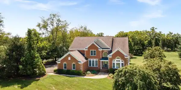 41419 SOUTHPAW PLACE