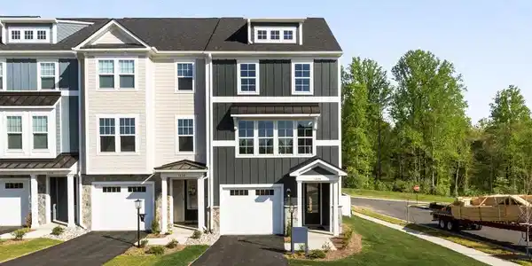 1234 LACONIA LN