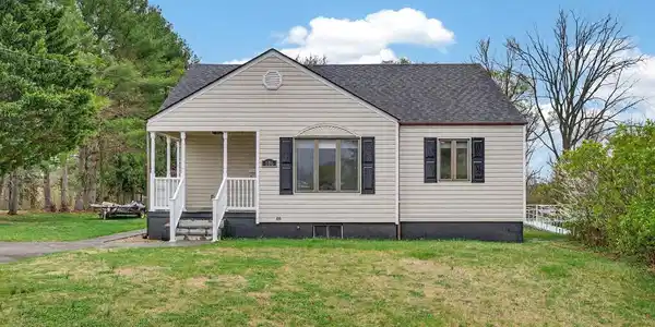 106 SHENANDOAH AVENUE