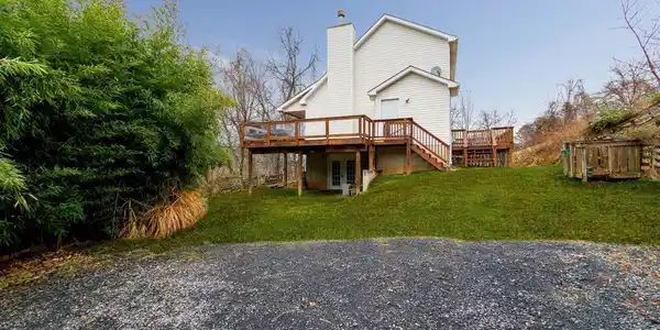 21 ZINN WAY