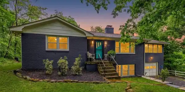 121 CHEROKEE TRAIL