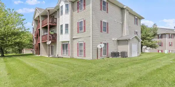 108 TIMBERLAKE TERRACE