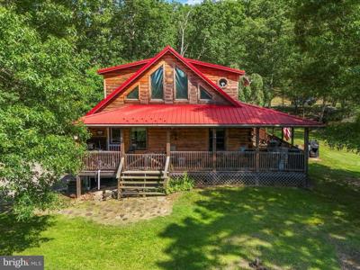 1005 OAKWOOD DRIVE