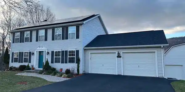382 RIDGEWOOD DRIVE
