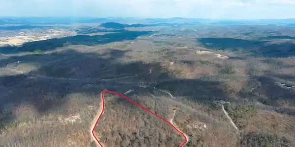 44 BLUFFS ON THE POTOMAC