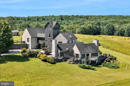 584 MCCLELLAND RD