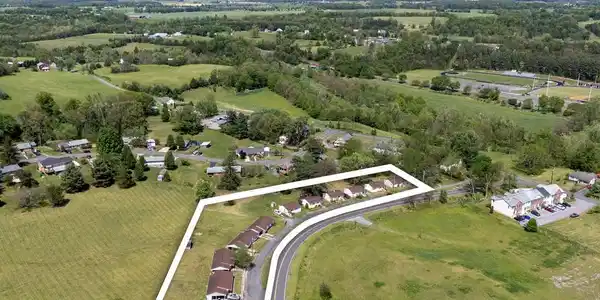 4 COTTAGE DRIVE