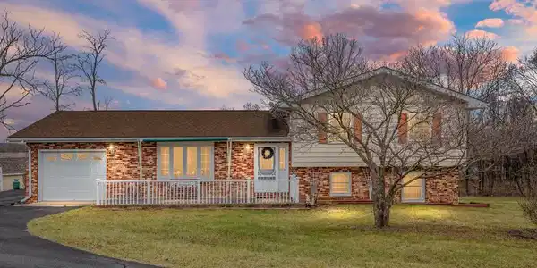 237 SAND RIDGE ROAD