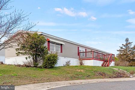 19 NORTHVIEW DRIVE