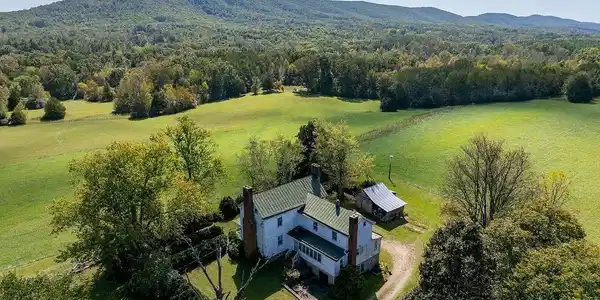 748 FINDLAY MOUNTAIN RD