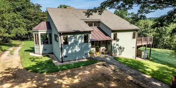 456 ROBERTS MOUNTAIN RD