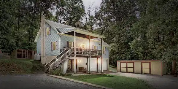 6031 MOUNTAIN ROAD