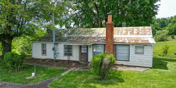 29 ANTIQUE LANE