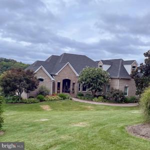 398 CLIFFSIDE DRIVE