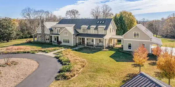 2687 MILTON FARM