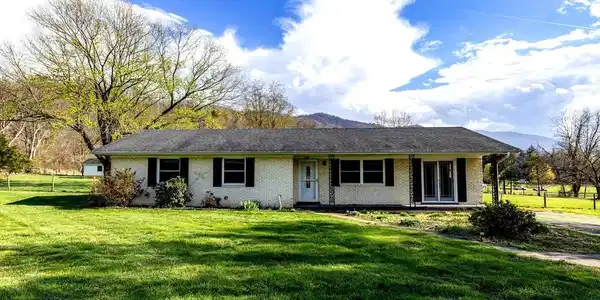 4881 IDA ROAD