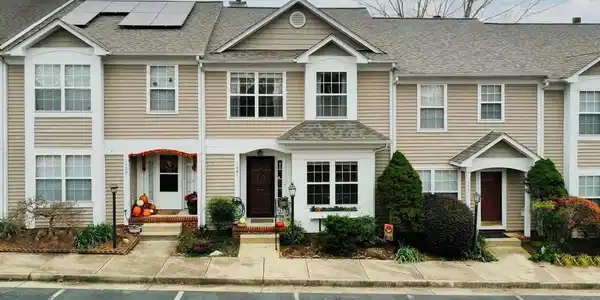 1461 GLENSIDE GREEN