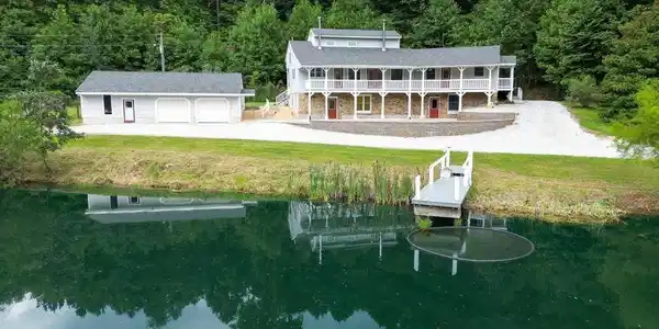 2752 FRESHWATER COVE LN