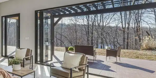 453 ROCKY HOLLOW RD