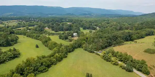 ENNIS MOUNTAIN RD