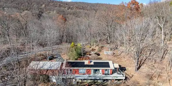 2840 AFTON MOUNTAIN RD