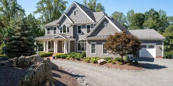 3285 WOODSON MOUNTAIN LN