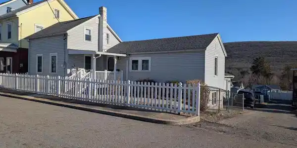 210 SPRUCE STREET