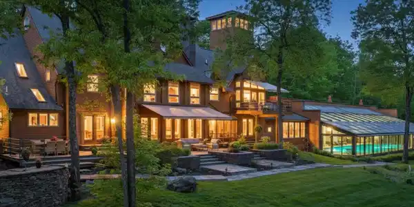 310 HUNTERS FARM ROAD