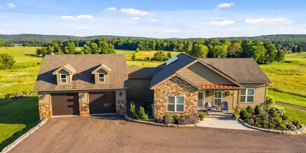 195 WATERFRONT GREENS DRIVE