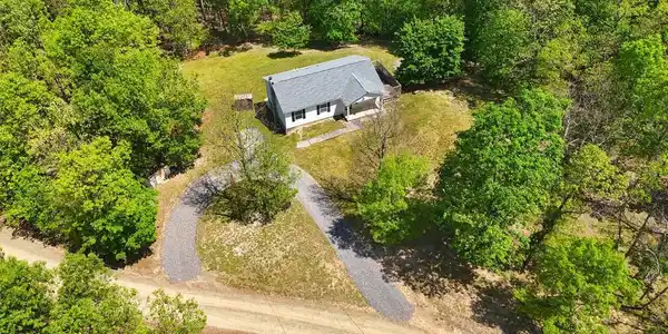 402 NUGGET LANE