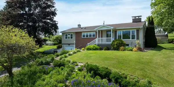 1639 HOUSERVILLE ROAD