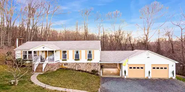 6490 FARGO LANE