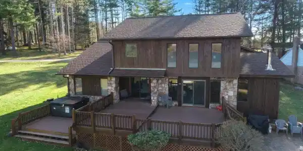 874 WHITE OAK DRIVE