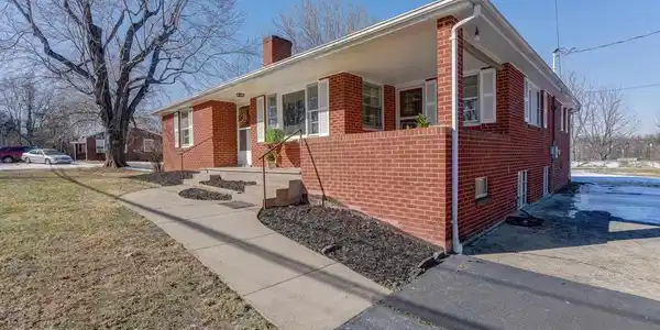 480 STAGECOACH RD