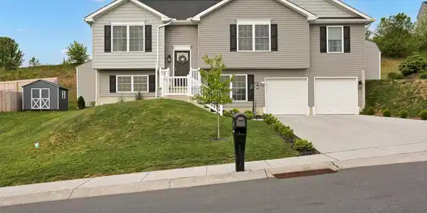 12 RIDGE VISTA DRIVE
