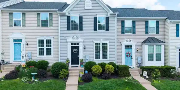 2140 ELM TREE KNOLL