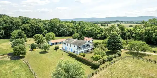 537 CANNON BALL ROAD