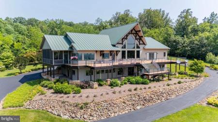 392 POCOSAN MOUNTAIN