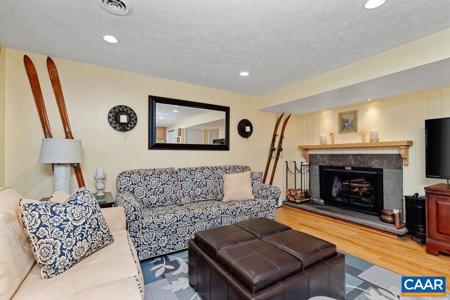 411 THREE RIDGES CONDOS