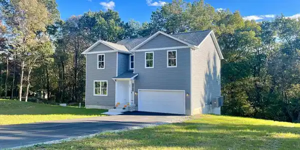 184 SUNRISE TERRACE LANE