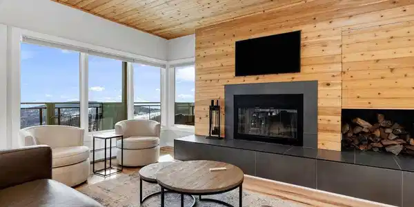 1702 HIGH RIDGE CONDOS