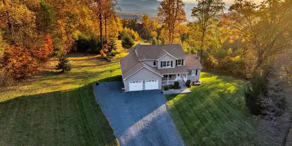 654 SADDLEBACK RD