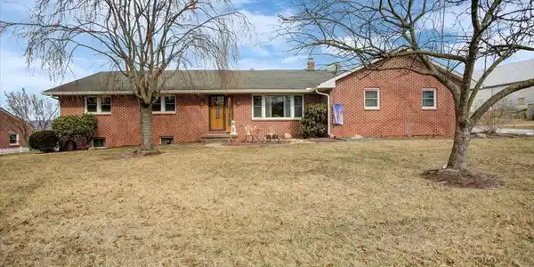 4252 ROXBURY ROAD
