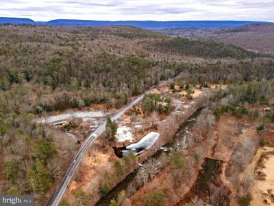 2480 PARADISE TRAIL