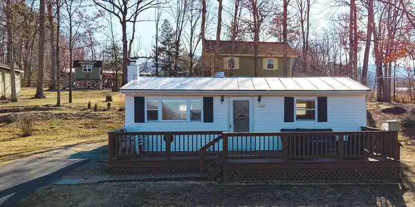 1553 REDMAN STORE ROAD