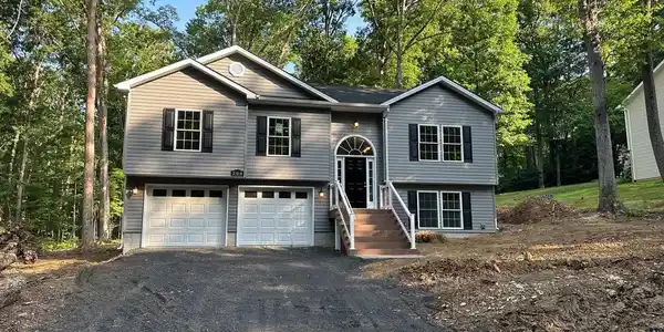 208 BEAVER TRAIL